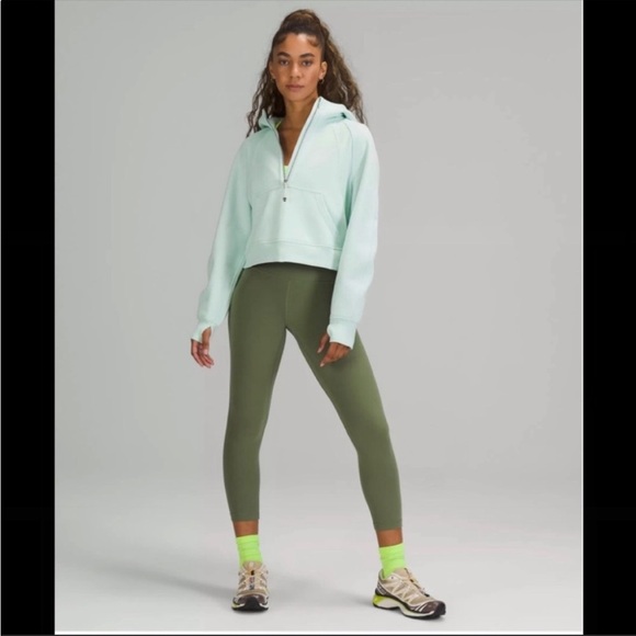 Lululemon Scuba Oversized 1/2 Zip Hoodie in Delicate Mint Size XS/S - Picture 2 of 7